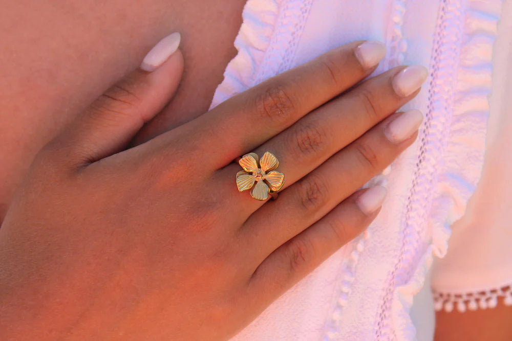 Bella | Bague fleur en acier inoxydable
